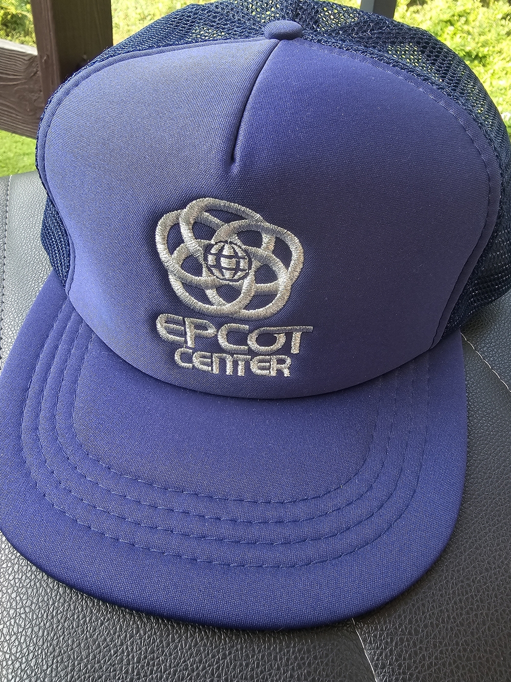 EPCOT CENTER NOS RARE 80S MESH HAT,disney,mickey mouse,cartoon,florida